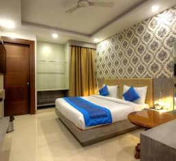 Deluxe Double or Twin Room